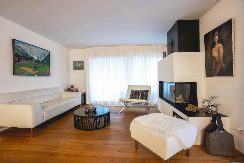 Stylish Home With Matterhorn View In The Center زيرمات المظهر الخارجي الصورة