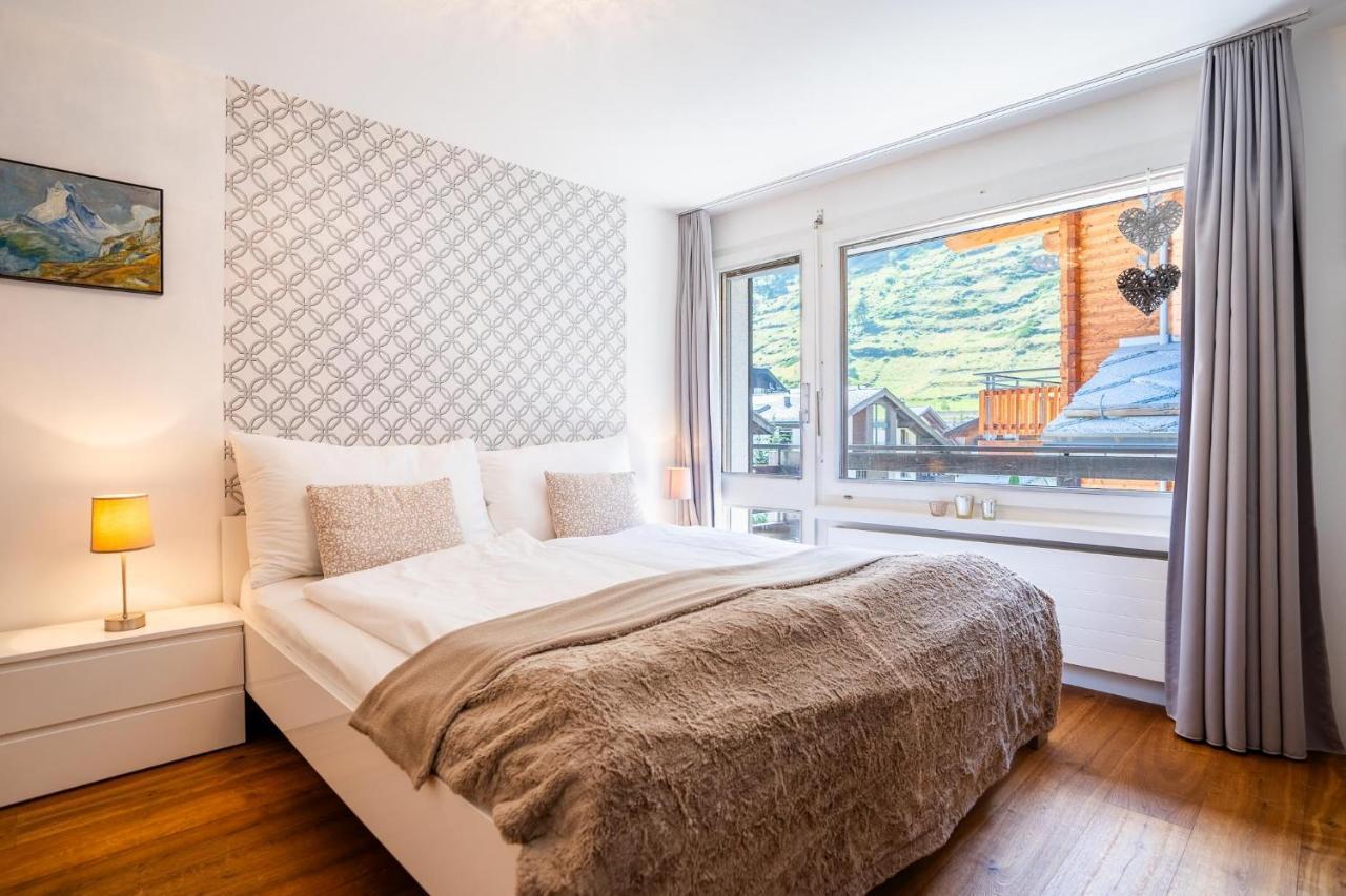Stylish Home With Matterhorn View In The Center زيرمات المظهر الخارجي الصورة