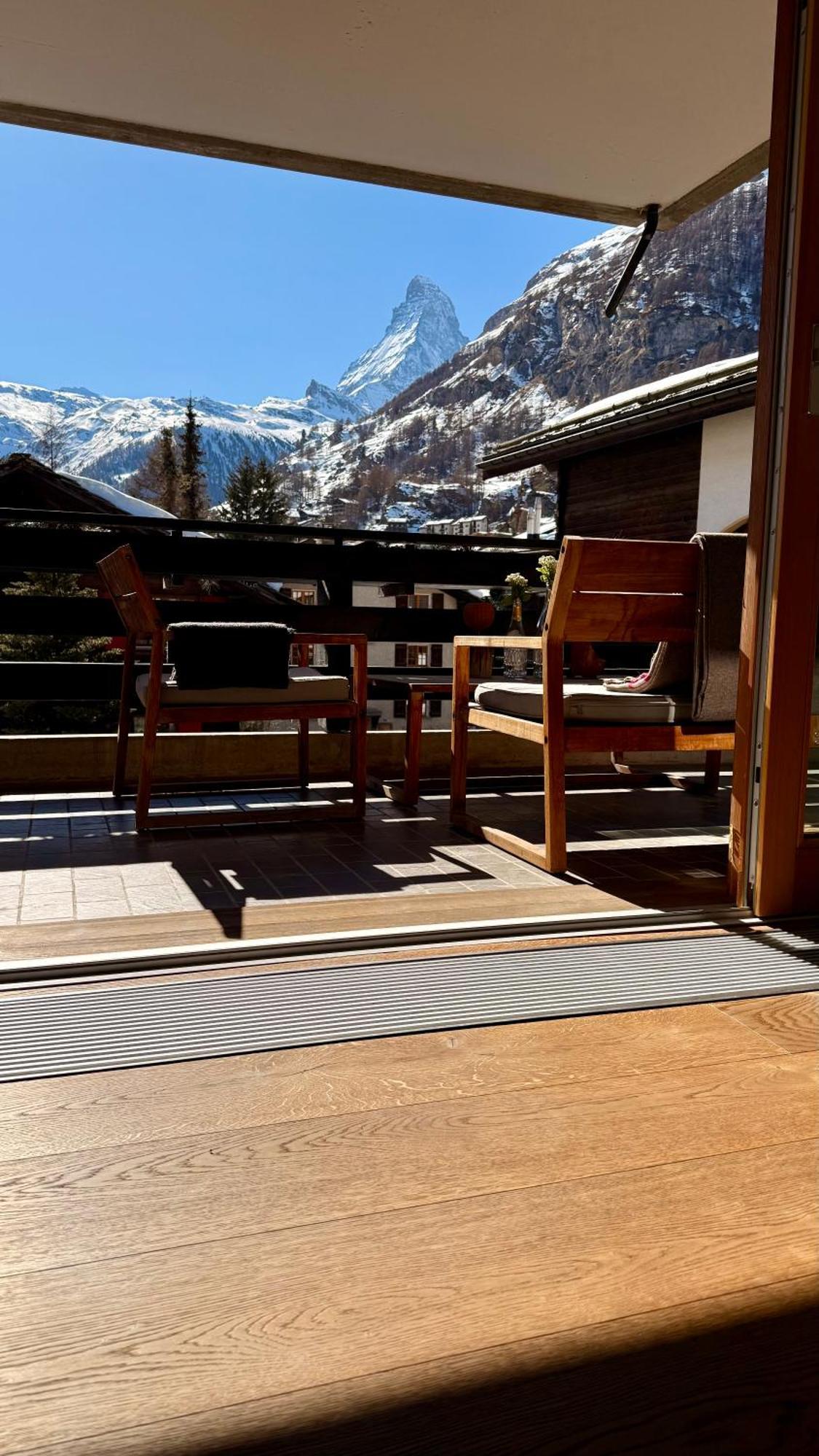 Stylish Home With Matterhorn View In The Center زيرمات المظهر الخارجي الصورة